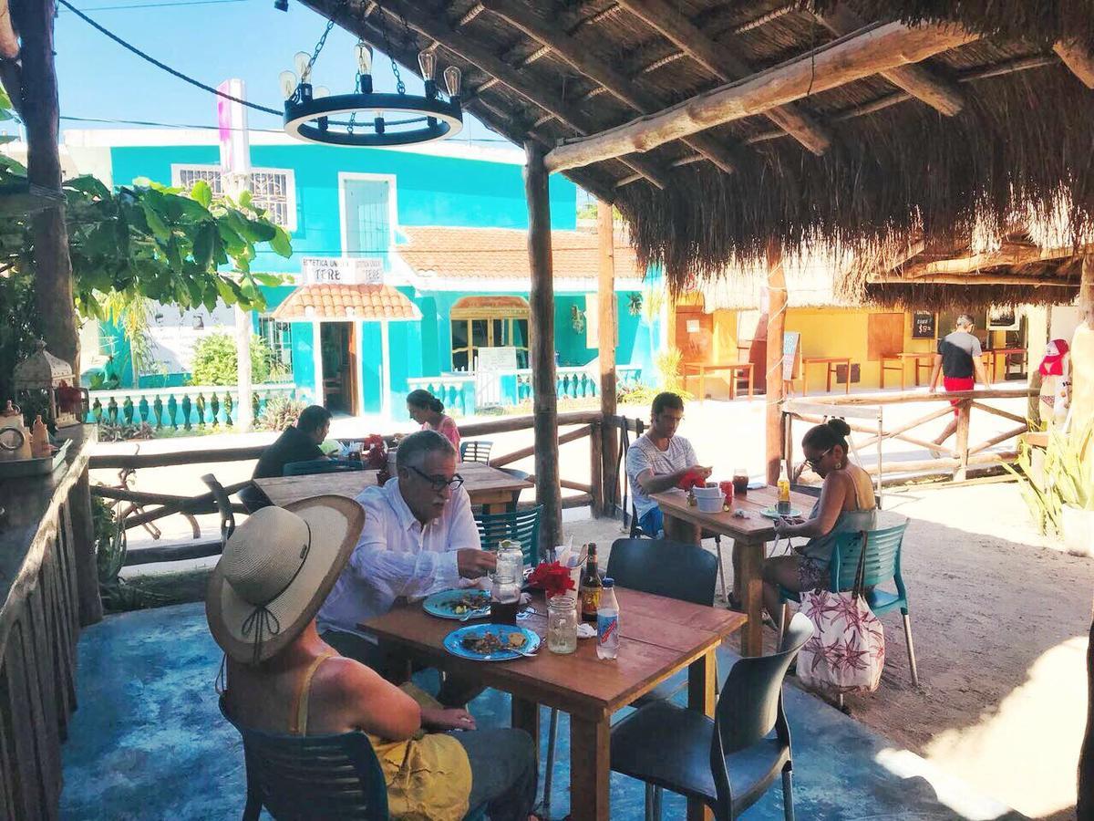 Eco Hostel Casa Del Agua Isla Holbox Exterior photo